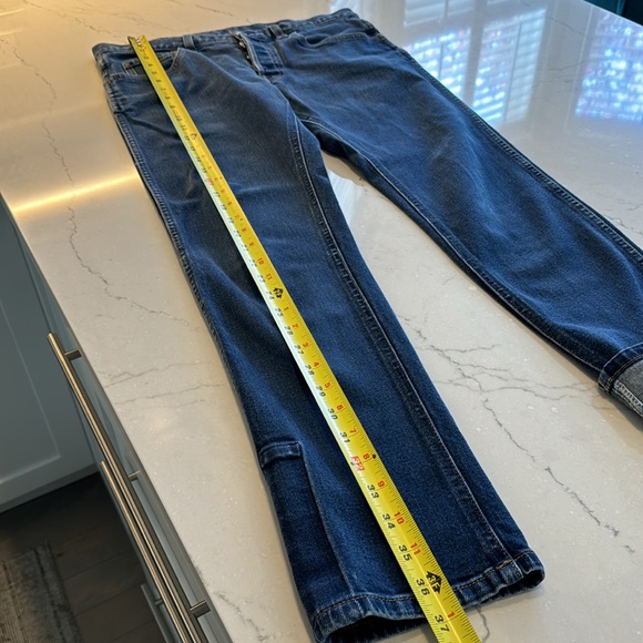 100% authentic Gucci Jeans 👖with Gucci red and green trim on cuffs - Picture 9 of 14